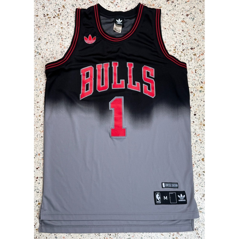 Adidas NBA Limited Edition Vintage Chicago Bulls #1 Derrick Rose Jersey Size‎ M